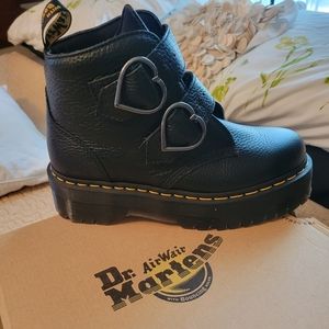 Dr. Marten's booties size 9